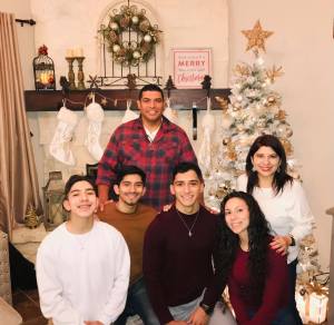 family of 6 - 2 female, 2 male